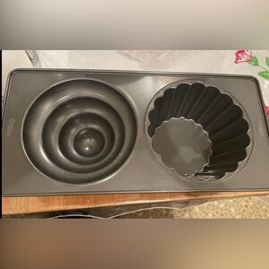 Gaint cupcake mold